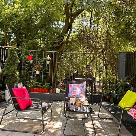 Garden Apartament Petrila Exterior foto